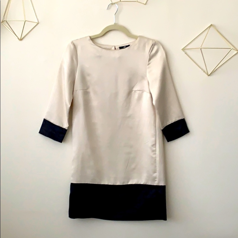 (3/$21) | H&M Color-block dress